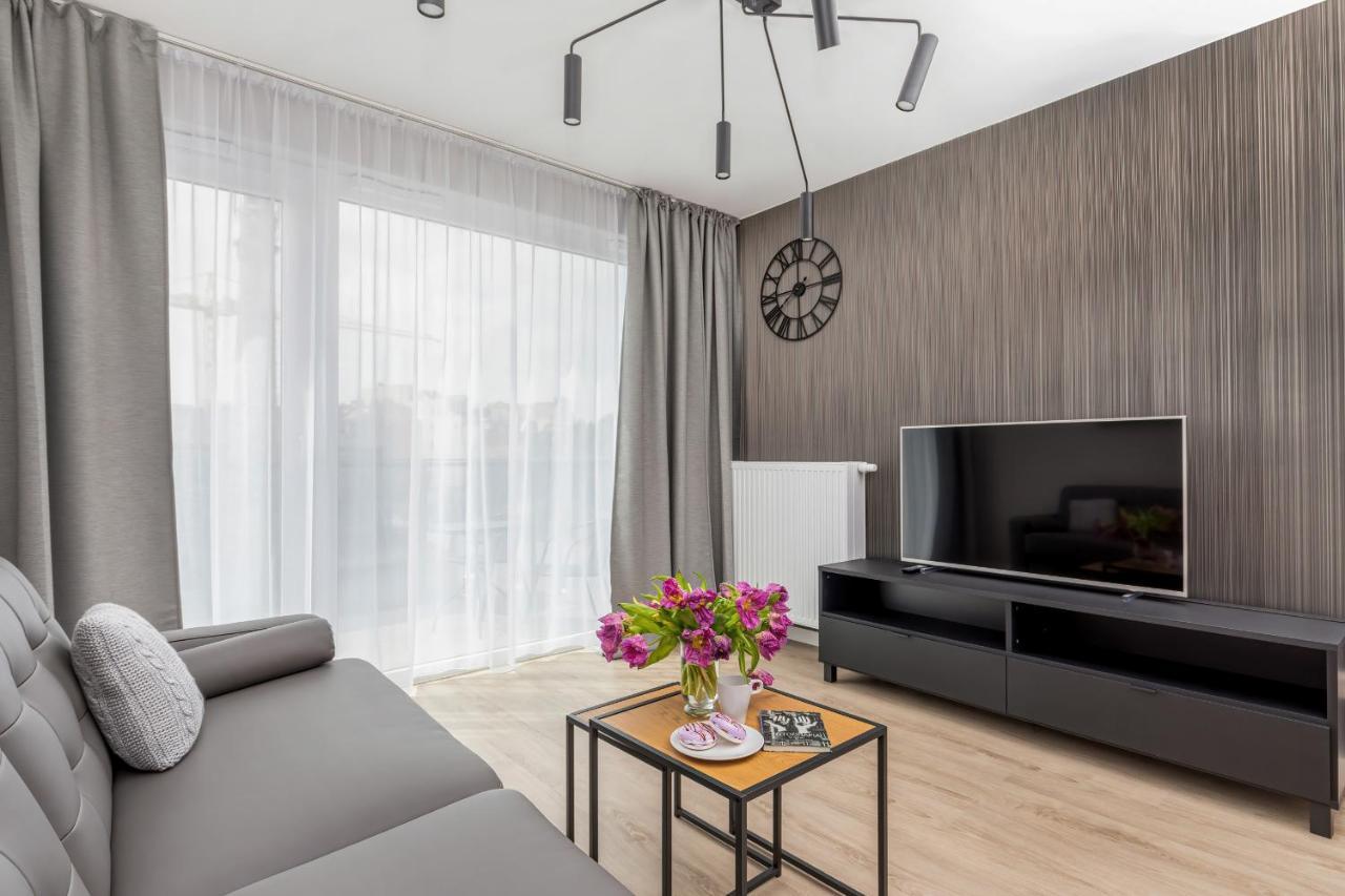 Modern City Center Apartments By Noclegi Renters Poznań Buitenkant foto
