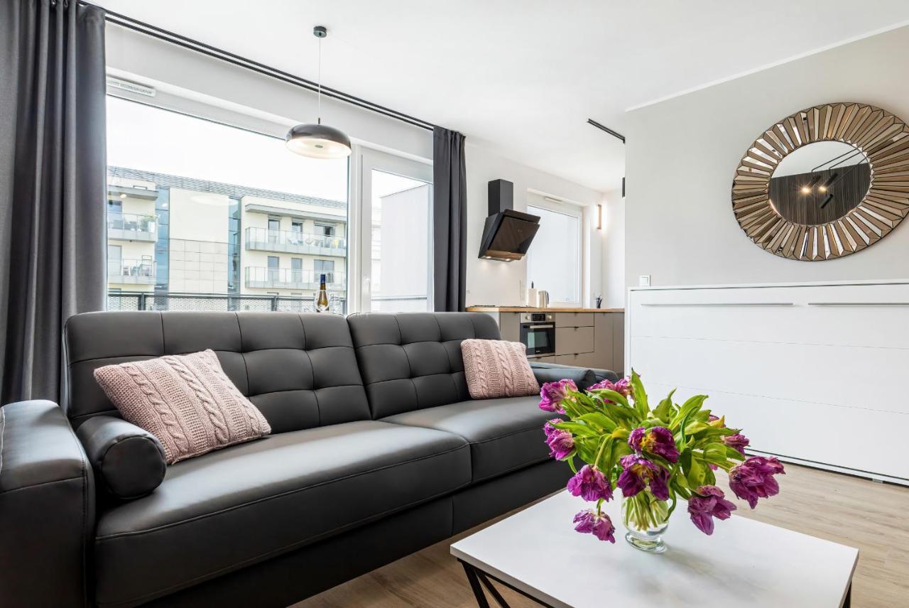 Modern City Center Apartments By Noclegi Renters Poznań Buitenkant foto
